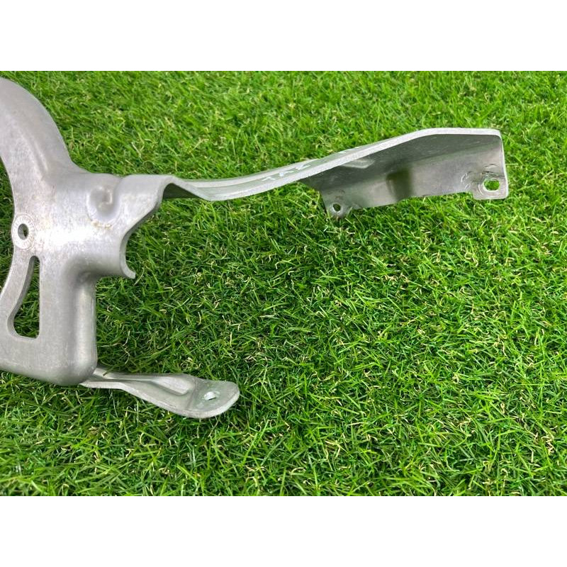 Кронштейн насоса вторичного воздуха (кронштейны двигателя) AUDI A8 D4 2011 4,2 4H0906617H