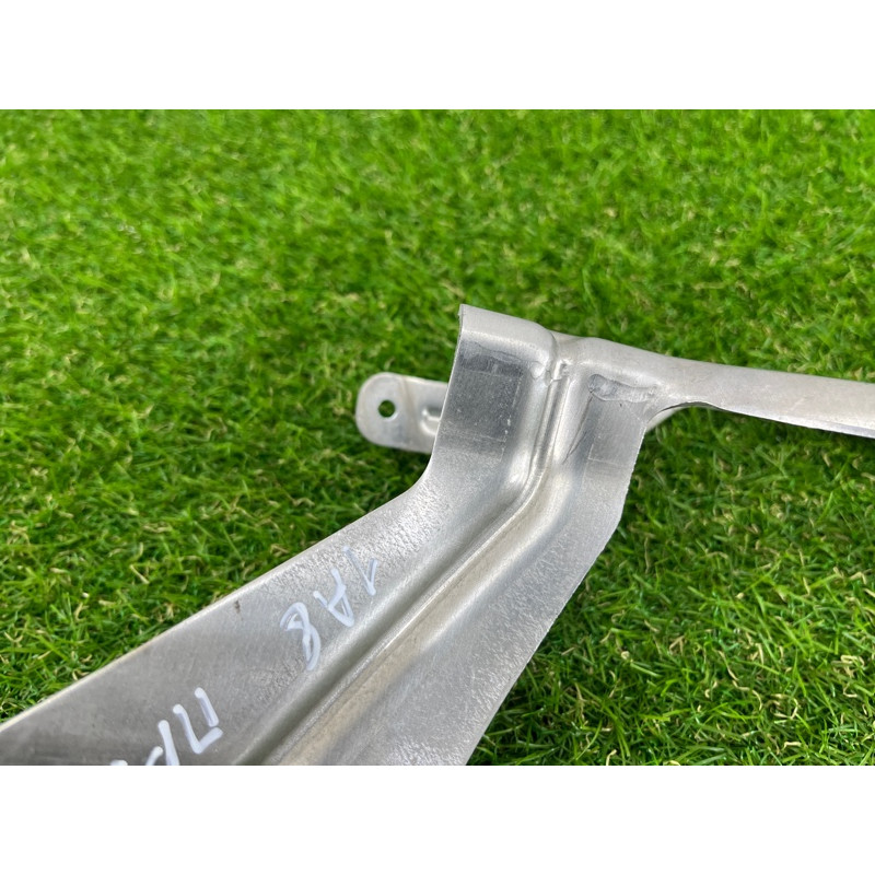 Кронштейн насоса вторичного воздуха (кронштейны двигателя) AUDI A8 D4 2011 4,2 4H0906617H