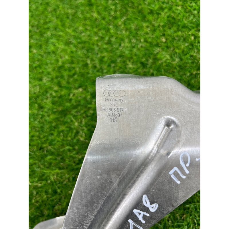 Кронштейн насоса вторичного воздуха (кронштейны двигателя) AUDI A8 D4 2011 4,2 4H0906617H