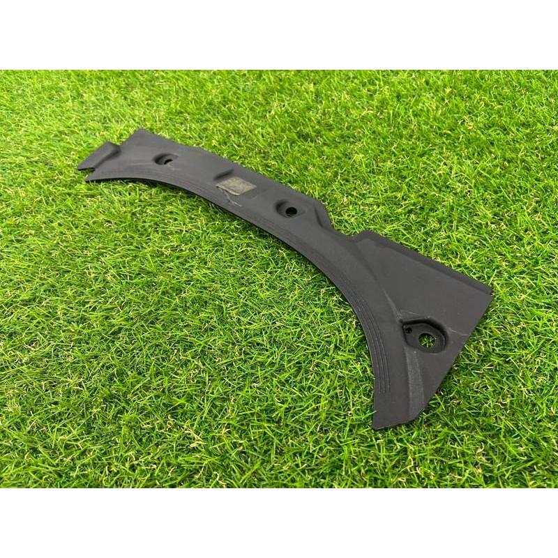 Накладка на крыло (кузов и элементы) AUDI A8 D4 2011 4,2 4H0823746C