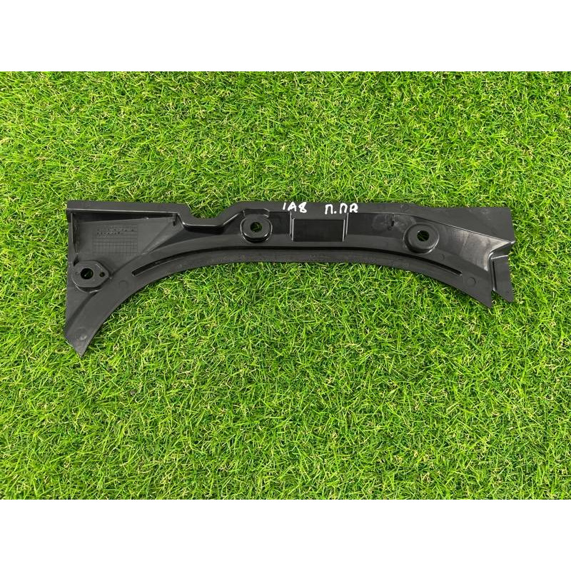 Накладка на крыло (кузов и элементы) AUDI A8 D4 2011 4,2 4H0823746C