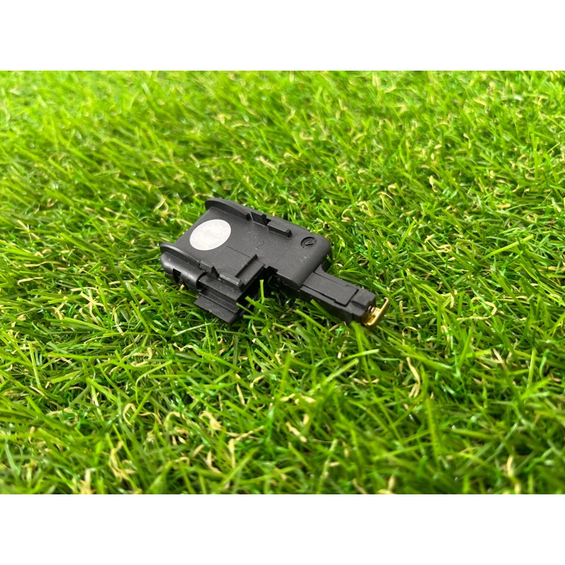 Датчик влажности воздуха (электрика / датчики) Audi Q5 8R 2012 3.2 CALB 8K0907658E