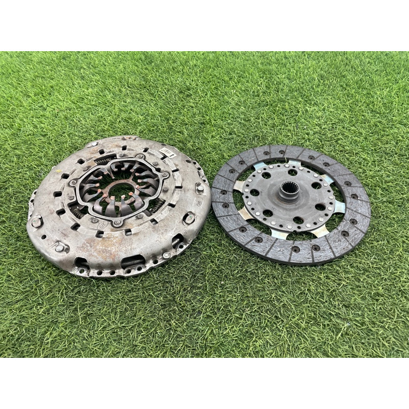 Комплект сцепления (трансмиссия) Renault Scenic III 2011 1.6 R9M 302058134R