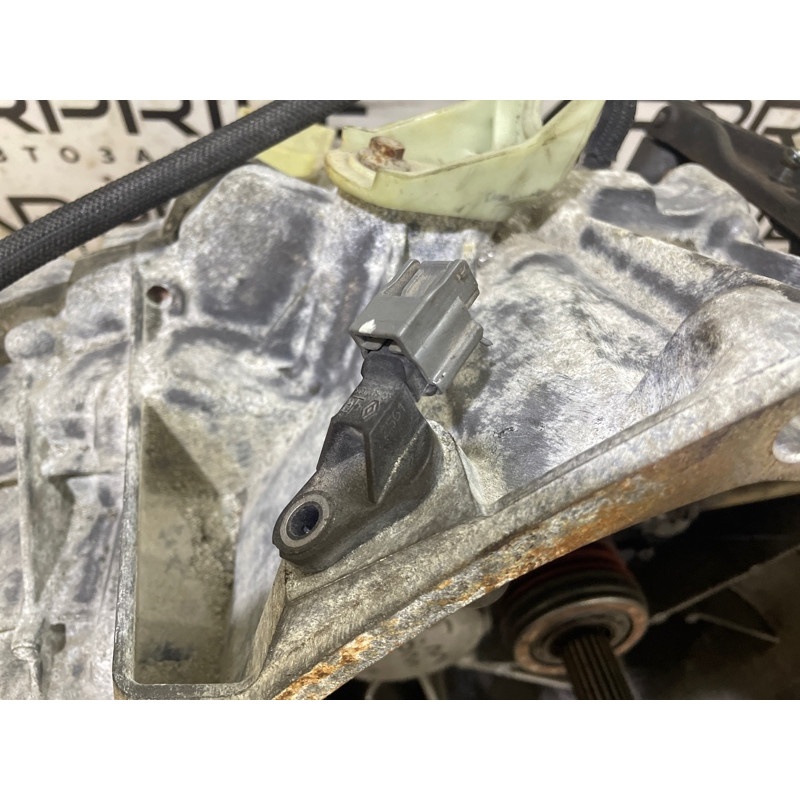 МКПП (трансмиссия) Renault Scenic III 2011 1.6 R9M 8201125429