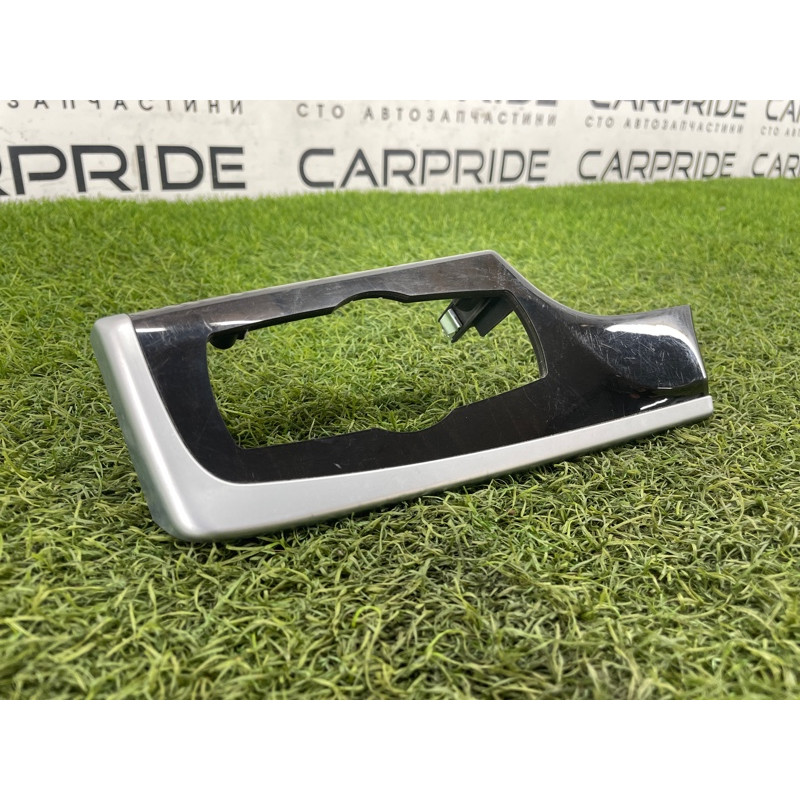 Декоративна накладка торпеди (салон) BMW 5-series F10 2013 N63B44 51459192935