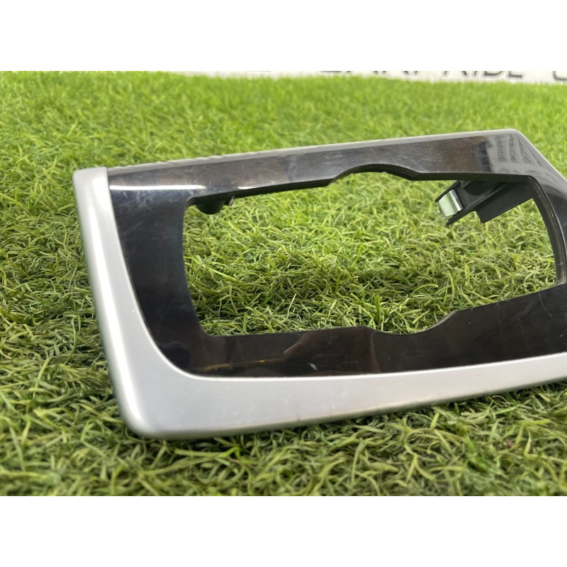 Декоративна накладка торпеди (салон) BMW 5-series F10 2013 N63B44 51459192935