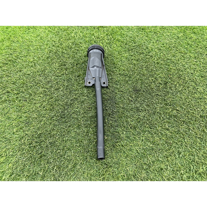 Направляющая масляного щупа (двигатель и элементы) RENAULT Megane 3 1.5 111513550R