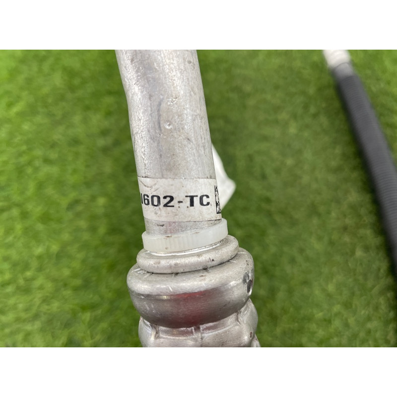 Трубка кондиционера (отопление и кондиционирование) Ford Fusion MK5 2.5 DG9Z19D742K