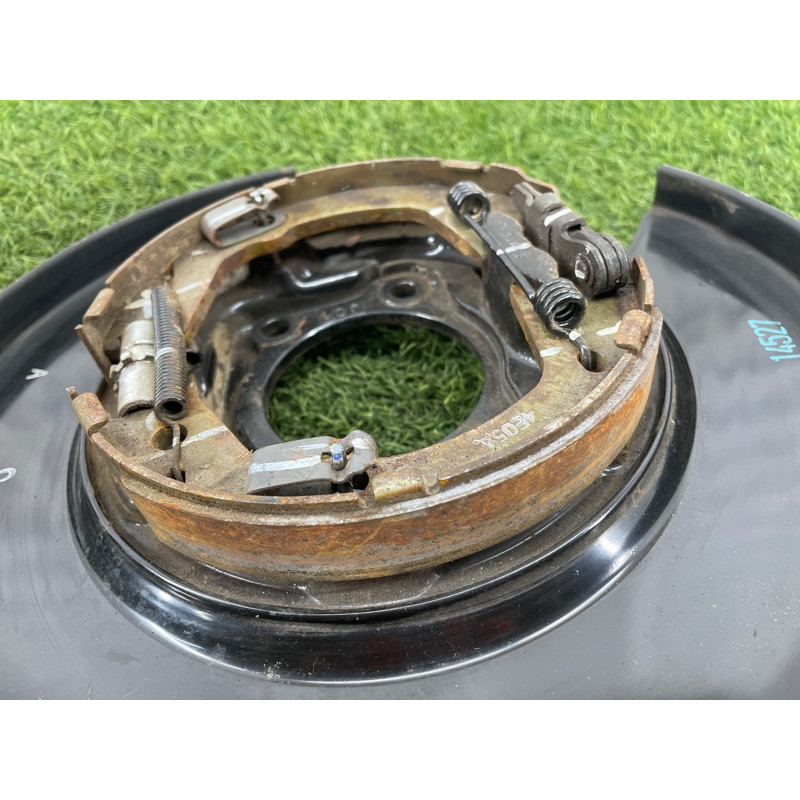 Пыльник тормозного диска (тормозная система) KIA Optima TF 2015 2.4 582703Q100