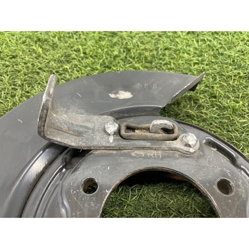 Пыльник тормозного диска (тормозная система) KIA Optima TF 2015 2.4 582703Q100