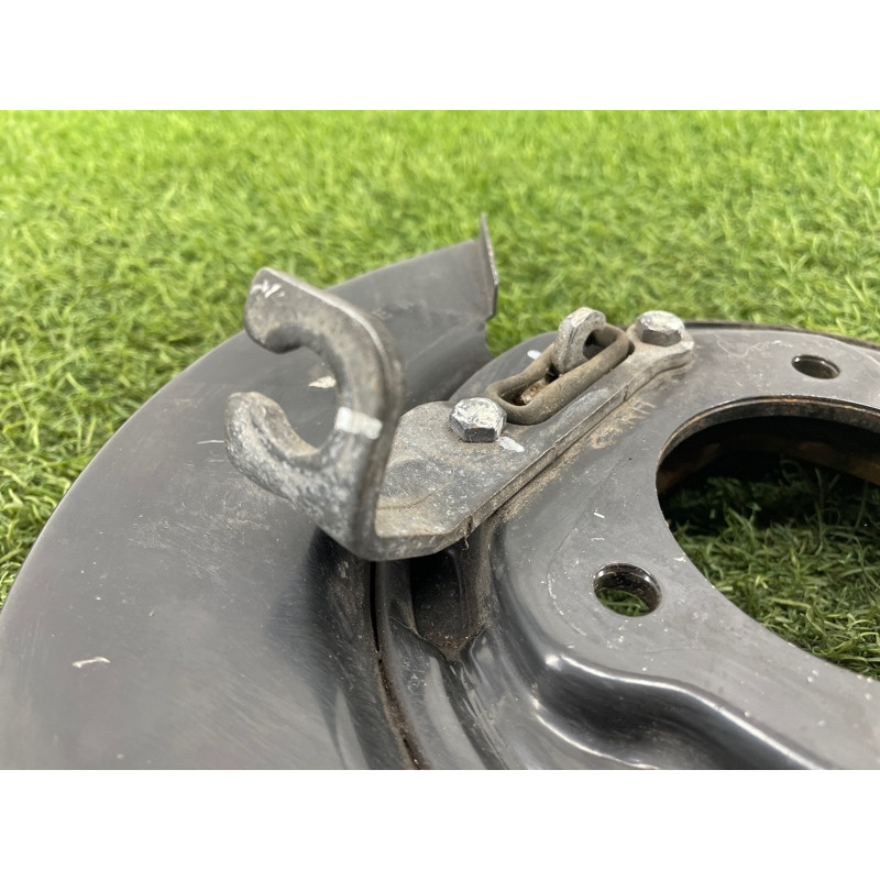 Пыльник тормозного диска (тормозная система) KIA Optima TF 2015 2.4 582703Q100