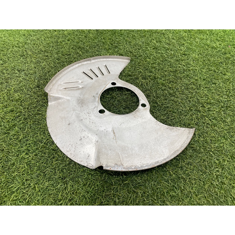 Пыльник тормозного диска (тормозная система) Cadillac Xt5 1 2016 3.6 23334435