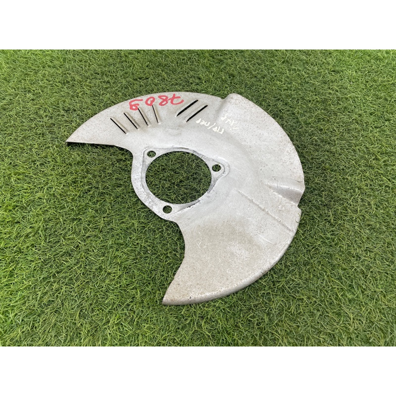 Пыльник тормозного диска (тормозная система) Cadillac Xt5 1 2016 3.6 23334435