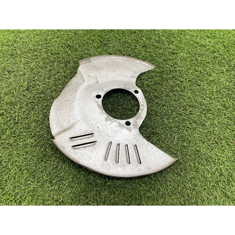 Пыльник тормозного диска (тормозная система) Cadillac Xt5 1 2016 3.6 23334436