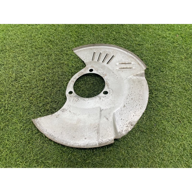 Пыльник тормозного диска (тормозная система) Cadillac Xt5 1 2016 3.6 23334436