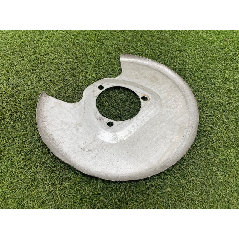 Пыльник тормозного диска (тормозная система) Cadillac Xt5 1 2016 3.6 22995250