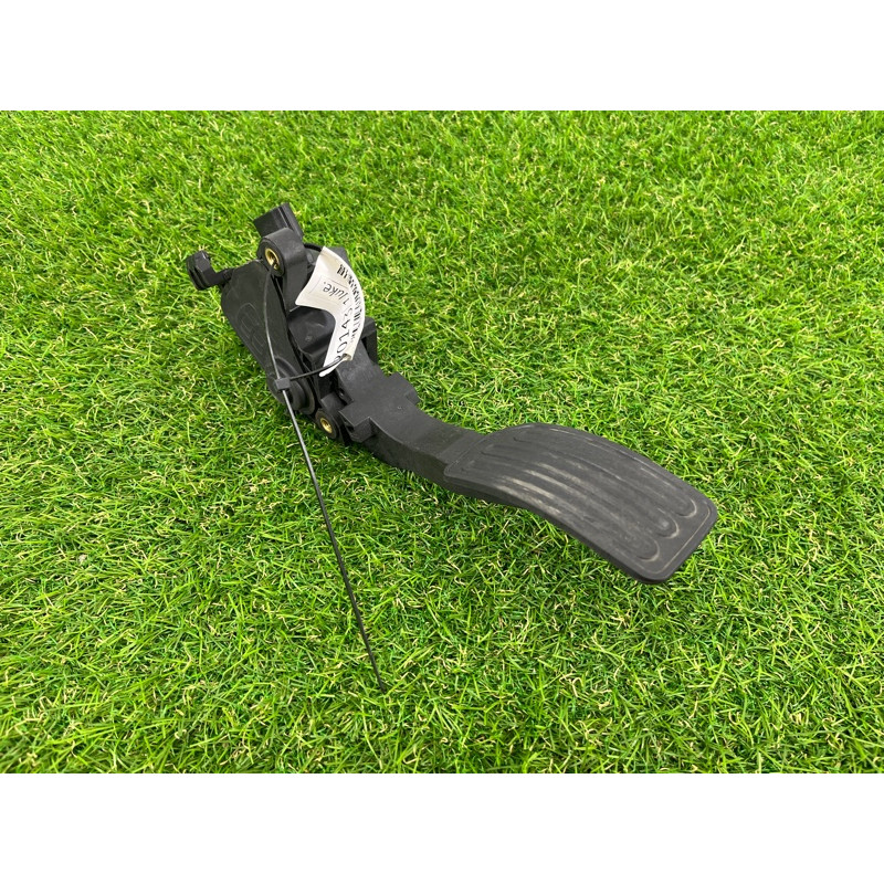 Педаль газа (электрика двигателя) Nissan Juke F15 2011 1.6 180021KM0A