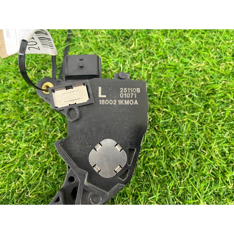 Педаль газа (электрика двигателя) Nissan Juke F15 2011 1.6 180021KM0A