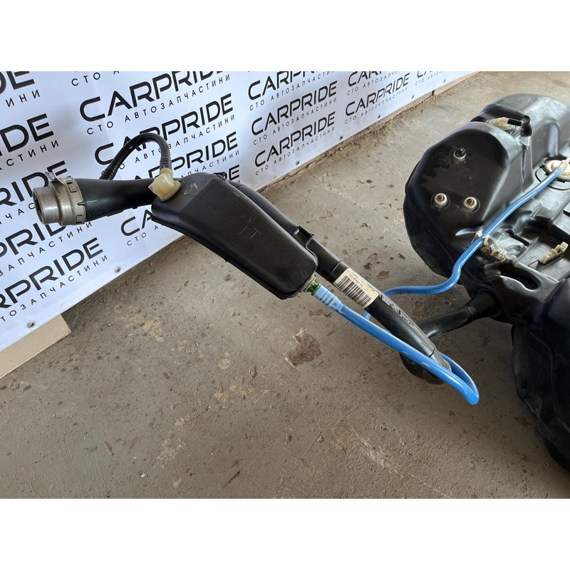 Топливный бак (топливная система) Volkswagen Touareg II NF 2013 3.0 TDI 7P6201075K