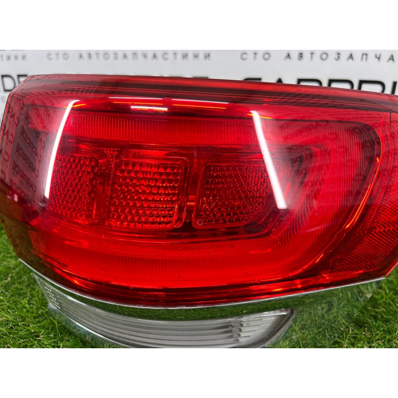 Задний фонарь (оптика) Jeep Grand Cherokee WK2 2018 3.6 68110016AF