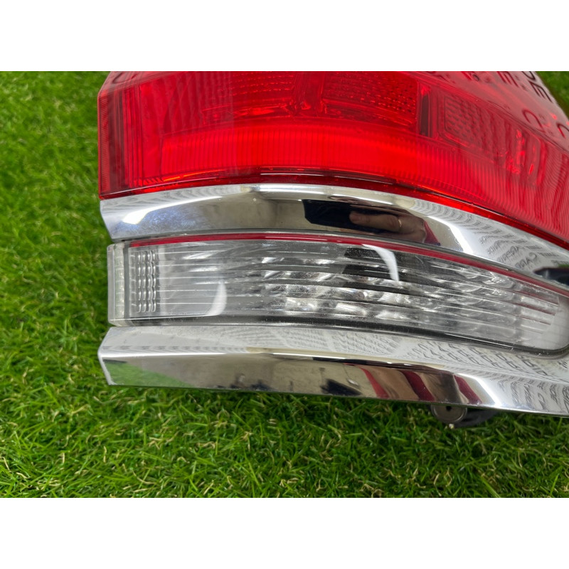 Задний фонарь (оптика) Jeep Grand Cherokee WK2 2018 3.6 68110016AF