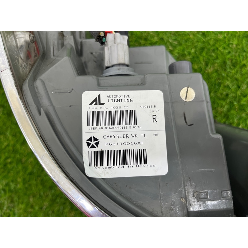 Задний фонарь (оптика) Jeep Grand Cherokee WK2 2018 3.6 68110016AF