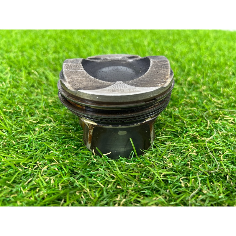 Поршень (двигатель и элементы) FORD Focus MK3 2016 1.0 CM5Z6108D