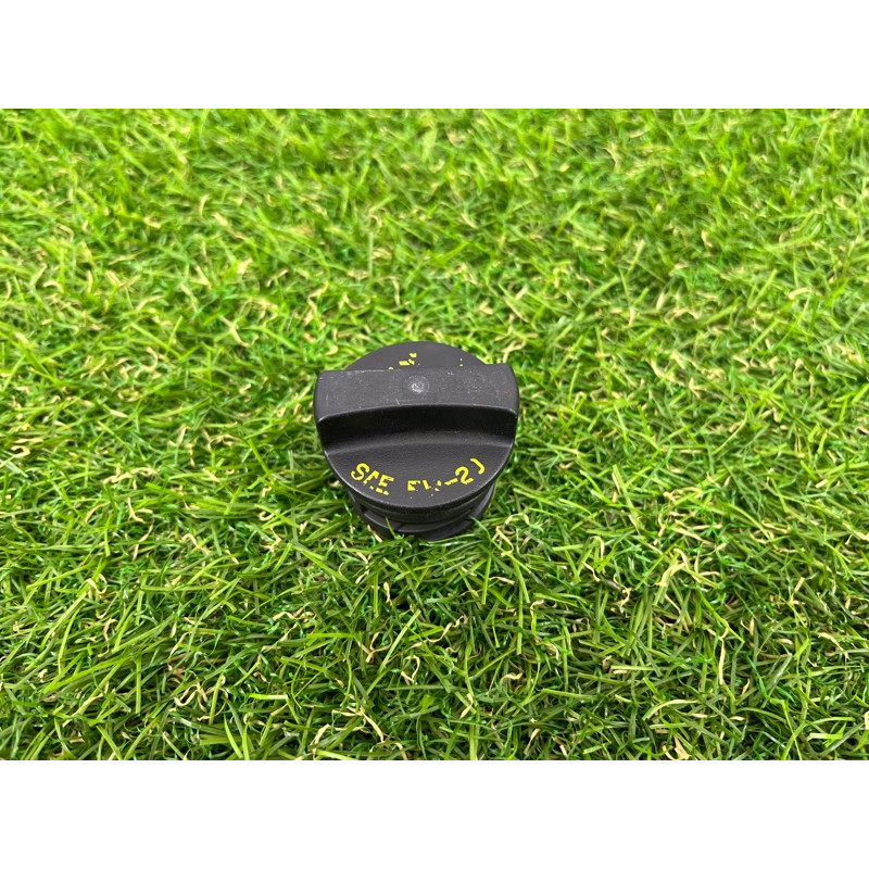 Крышка маслозаливной горловины (двигатель и элементы) FORD ESCAPE MK4 2020 1.5 F2GZ6766C