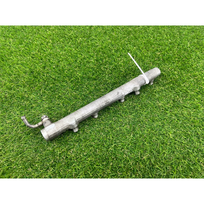 Топливная рампа (топливная система) BMW 3-series E90 13537787164