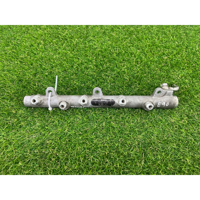 Топливная рампа (топливная система) BMW 3-series E90 13537787164