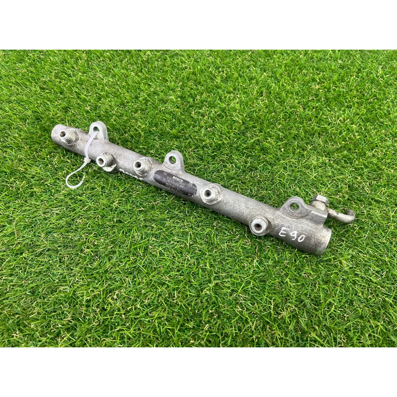 Топливная рампа (топливная система) BMW 3-series E90 13537787164