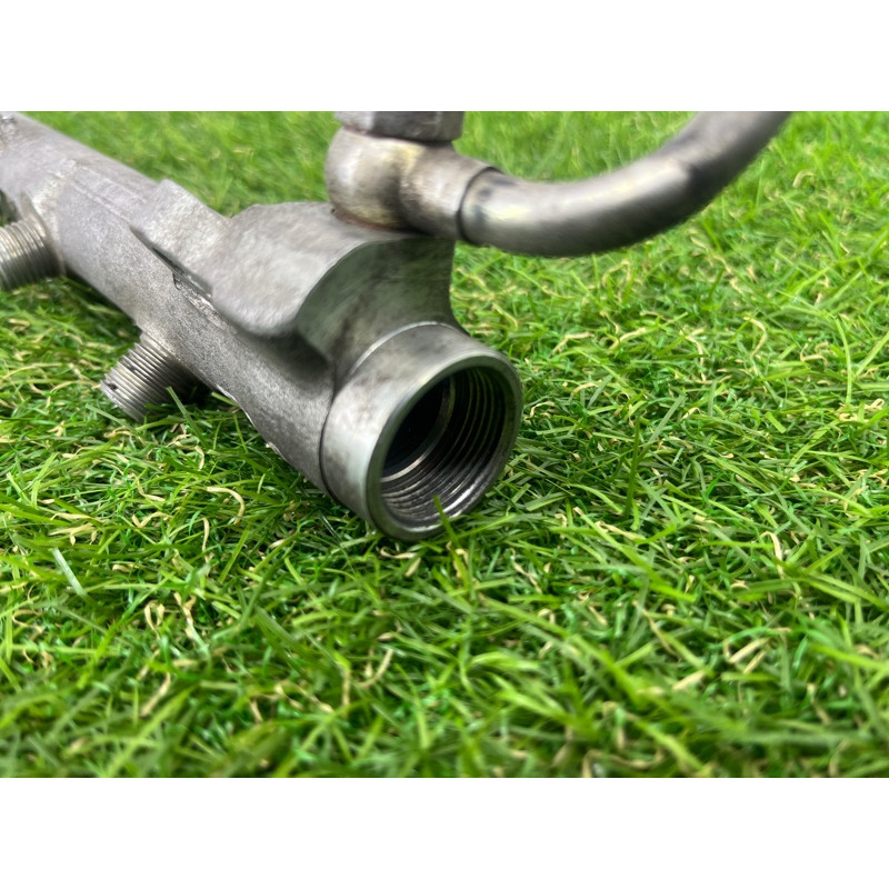 Топливная рампа (топливная система) BMW 3-series E90 13537787164