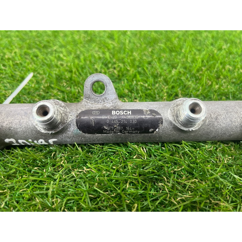 Топливная рампа (топливная система) BMW 3-series E90 13537787164