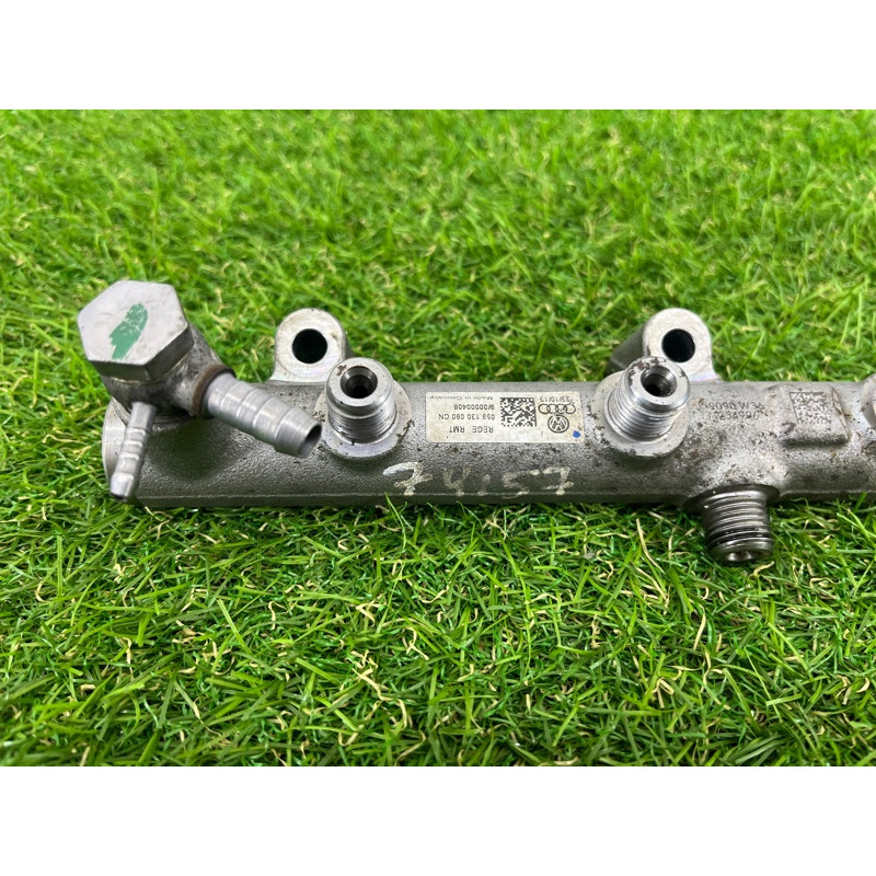 Топливная рампа (топливная система) Volkswagen Touareg II NF 2013 3.0 TDI 059130090CN