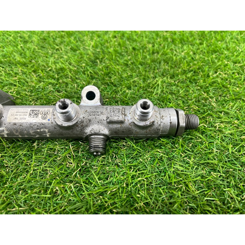 Топливная рампа (топливная система) Volkswagen Touareg II NF 2013 3.0 TDI 059130090CN