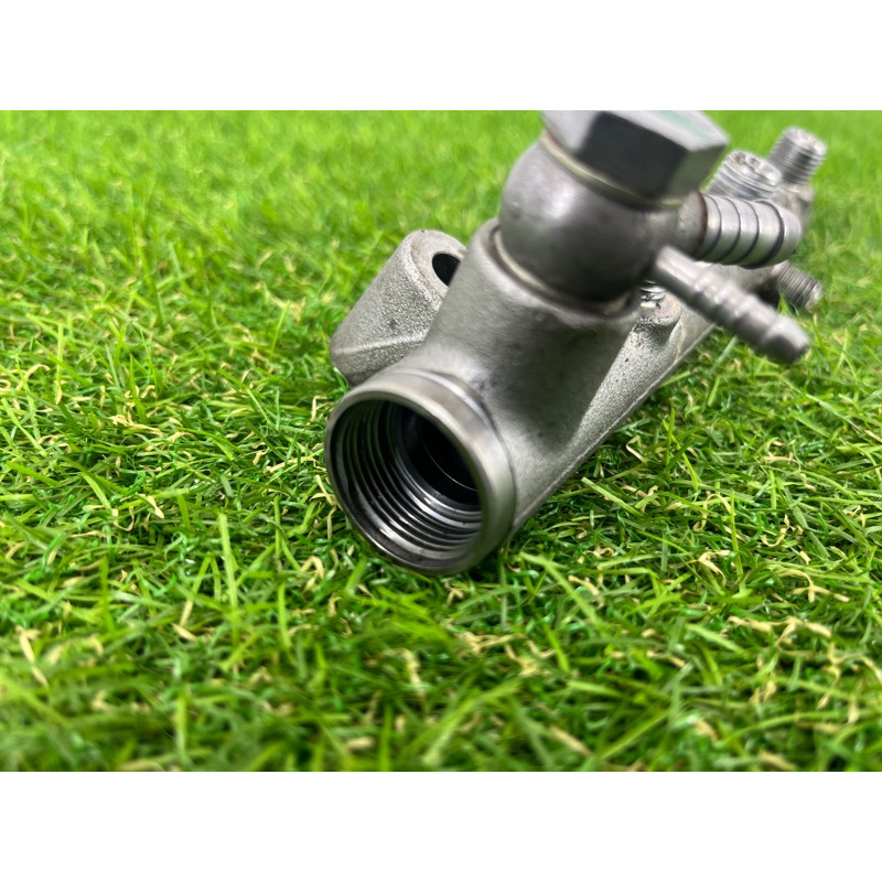 Топливная рампа (топливная система) Volkswagen Touareg II NF 2013 3.0 TDI 059130090CN