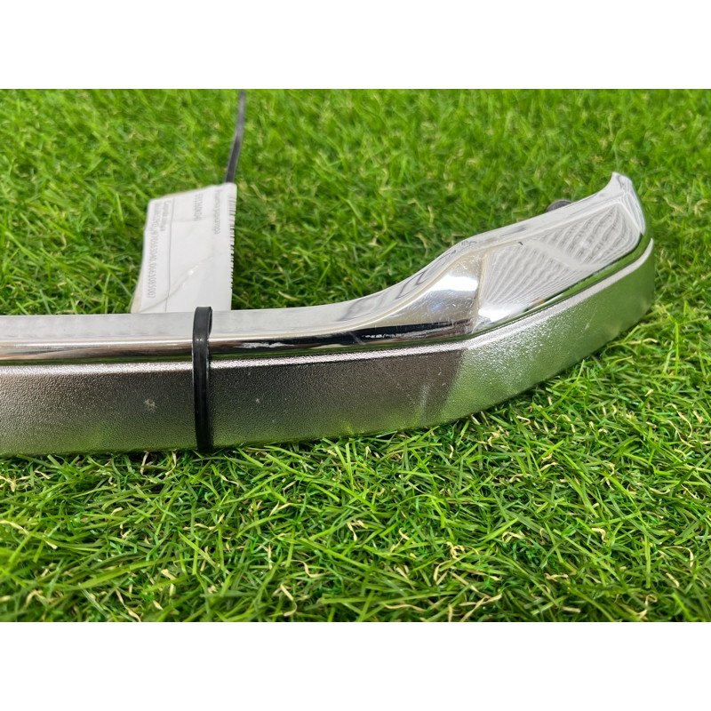 Молдинг решетки радиатора (кузов и элементы) Toyota Hilux GUN125 531260K040