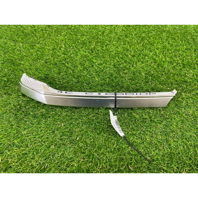 Молдинг решетки радиатора (кузов и элементы) Toyota Hilux GUN125 531250K040