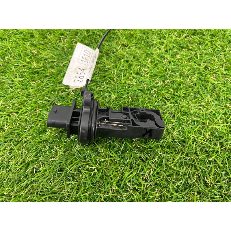 Датчик массового расхода воздуха (электрика двигателя) BMW 5-series F10 2013 N63B44 13627566990