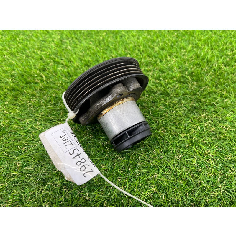 Помпа (система охлаждения) Volkswagen Jetta MK6 2011 2.5 07k121011b