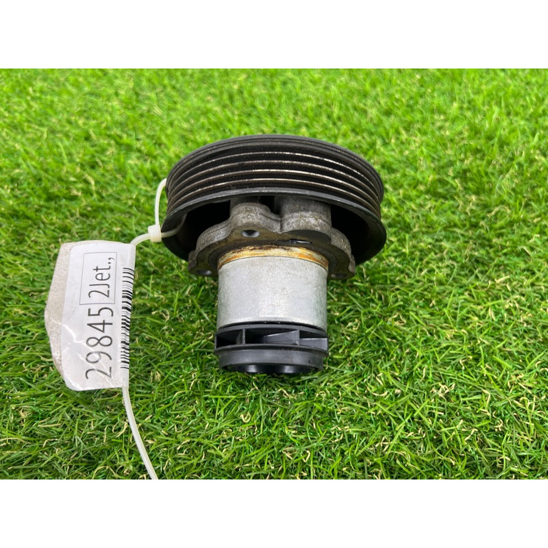 Помпа (система охлаждения) Volkswagen Jetta MK6 2011 2.5 07k121011b