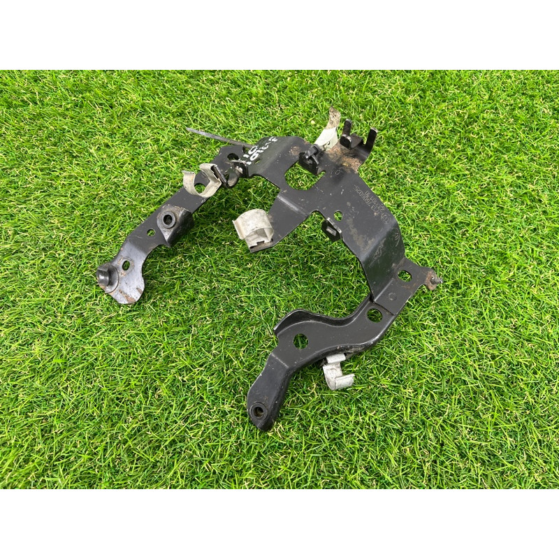 Кронштейн (двигатель и элементы) BMW 5-series F10 2013 N63B44 17137606025