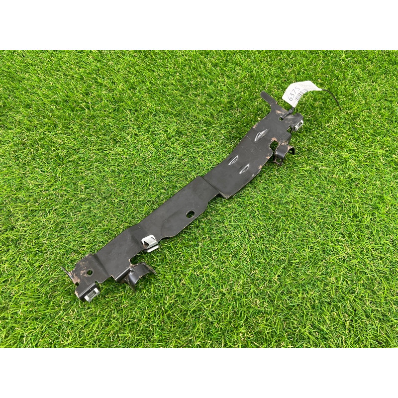 Кронштейн (двигатель и элементы) BMW 5-series F10 2013 N63B44 13717577453