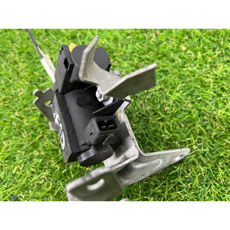 Вакуумный клапан (двигатель и элементы) BMW 5-series F10 2013 N63B44 11747626350