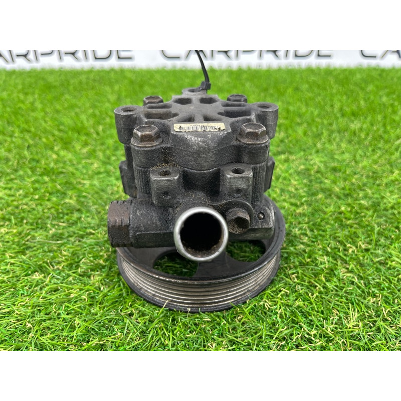 Насос гидроусилителя руля (рулевое управление) Opel Insignia A 2010 2.0 DTH 55563329