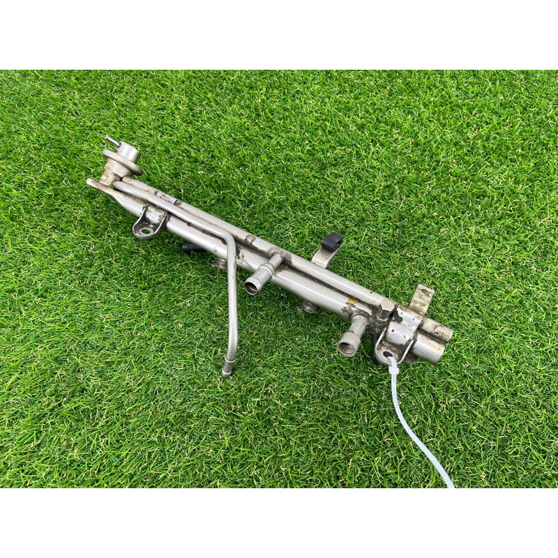 Топливная рампа (топливная система) BMW 3-series E46 13531438215