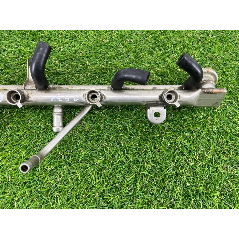 Топливная рампа (топливная система) BMW 3-series E46 13531438215