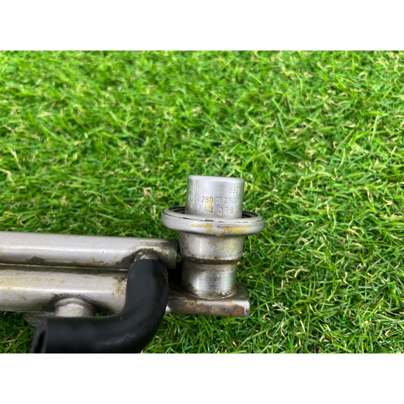 Топливная рампа (топливная система) BMW 3-series E46 13531438215