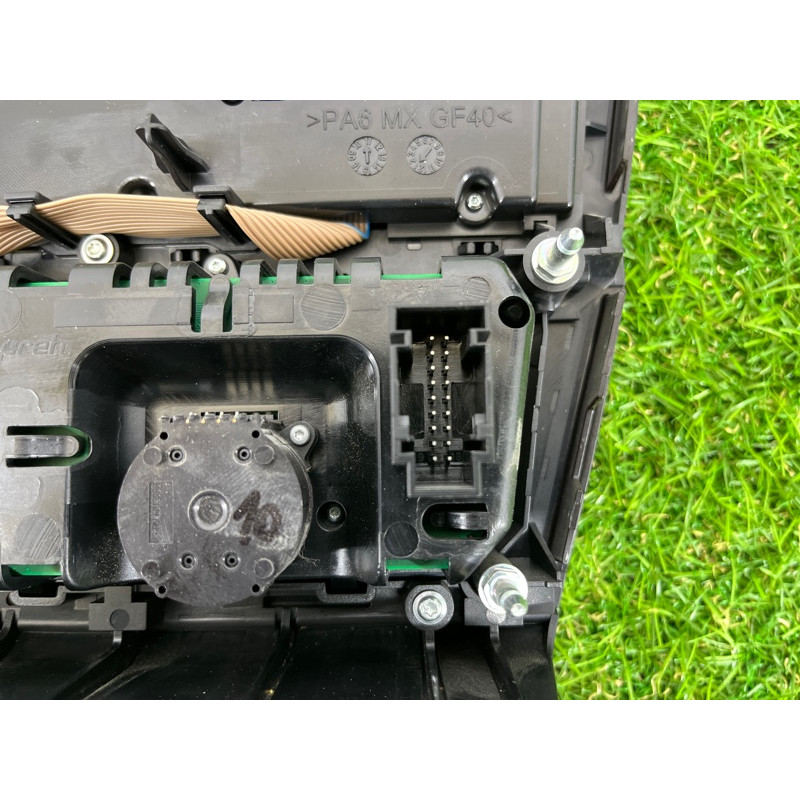 Блок управления климат-контролем (электрика / блоки управления) BMW 5-series F10 2011 3.0 N55B30 61319328429