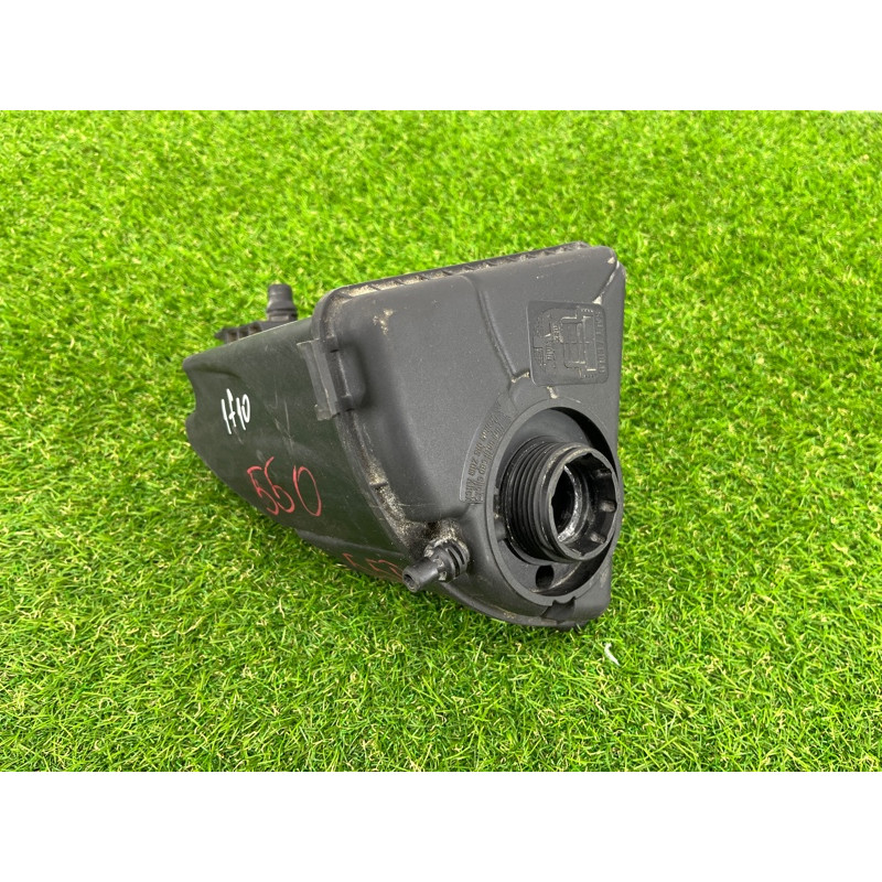 Бачок расширительный (система охлаждения) BMW 5-series F10 2013 N63B44 17137601948